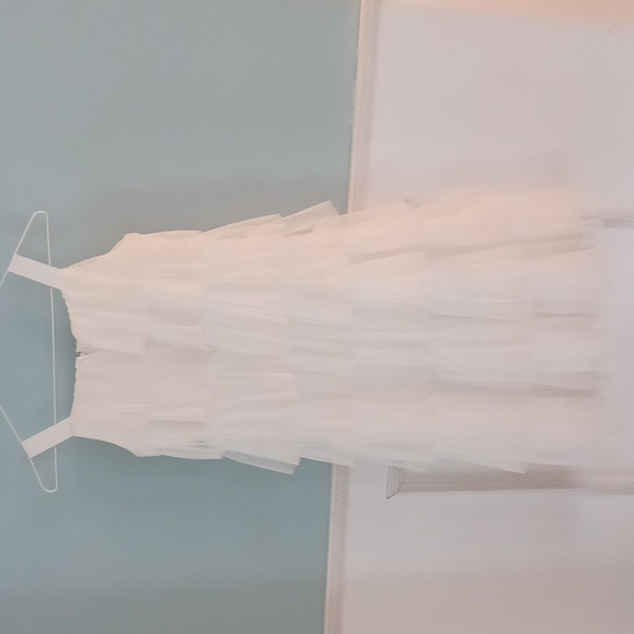 Girl's wedding party dress - Picture 2 of 3